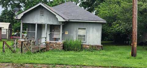 505 N Walnut St Street, Morrilton, AR 72110