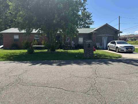 2307 Stout Street, Conway, AR 72032