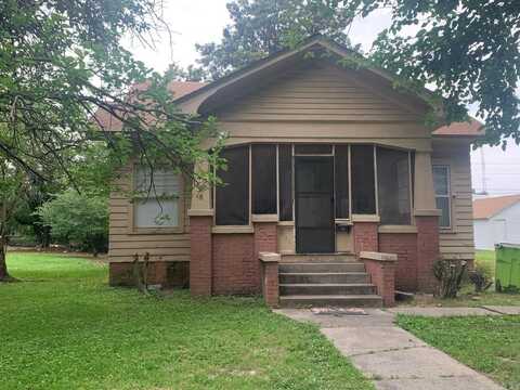 606 S College Street, Stuttgart, AR 72160