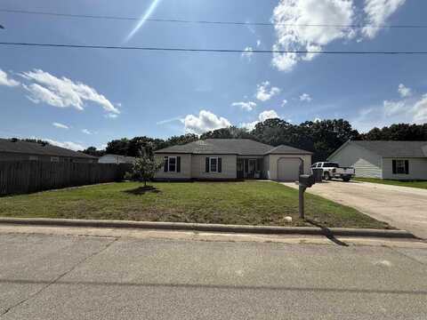 608 Marion Street, Paragould, AR 72450