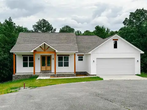 105 Caddy Cove Lane, Mountain View, AR 72560