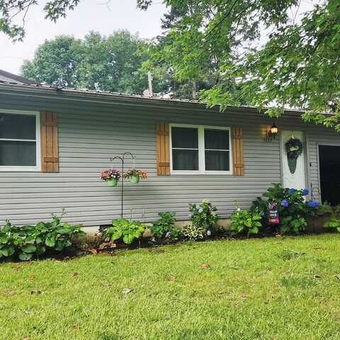 1407 W Front Street, Heber Springs, AR 72543