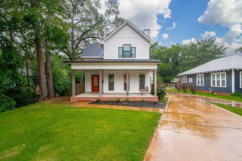 1927 College Avenue, Conway, AR 72034