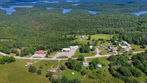 6052 Oakland Road, Oakland, AR 72661