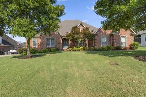 2205 Vermont Street, Conway, AR 72034