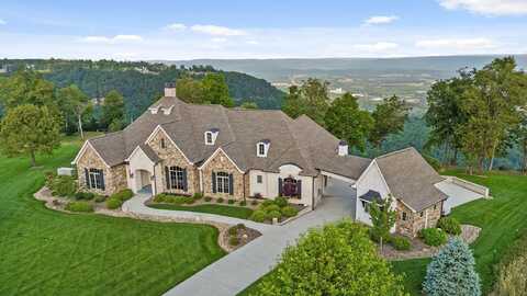 240 Cash Cave Road, Jasper, TN 37347