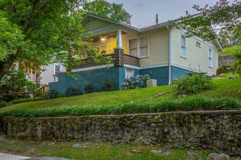 1110 Englewood Avenue, Chattanooga, TN 37405