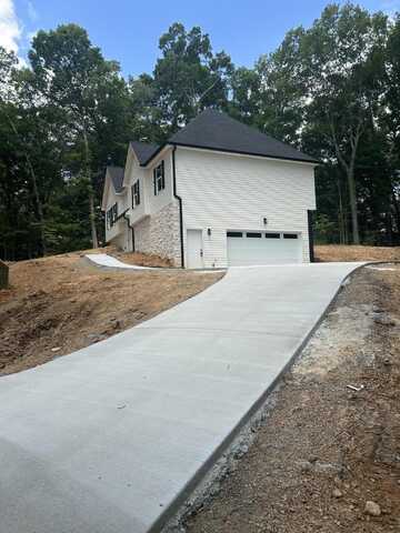 65 Wolf Street, Rossville, GA 30741