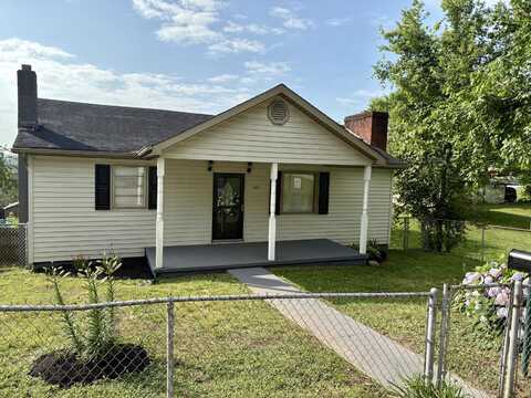 905 Mcadoo Street, Clinton, TN 37716