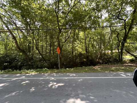 1018 Shallowford Road, Chattanooga, TN 37411