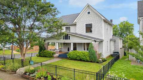 1501 Chamberlain Avenue, Chattanooga, TN 37404
