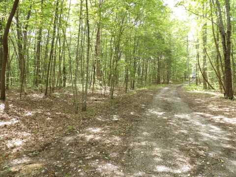 000 Maple Lane, Crossville, TN 38572