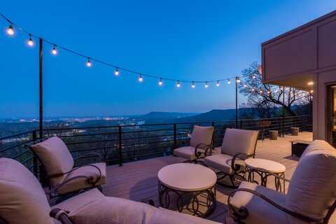 1209 Lower Brow Road, Signal Mountain, TN 37377