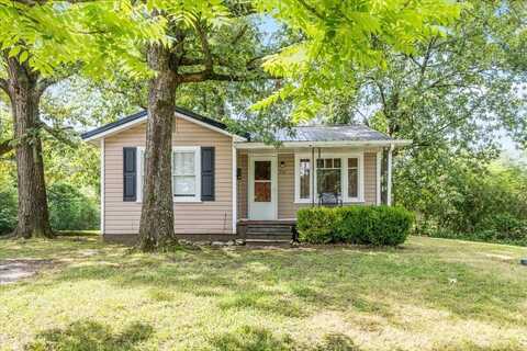 712 Moore Avenue, La Fayette, GA 30728