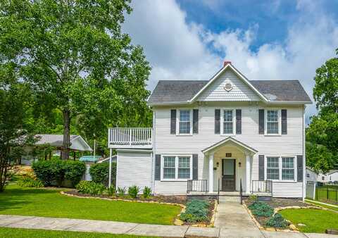 610 Holly Avenue, South Pittsburg, TN 37380