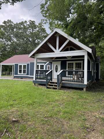 115 Palm Beach Avenue, Rossville, GA 30741