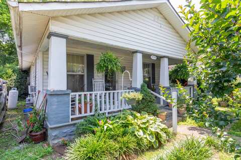 806 Indian Avenue, Rossville, GA 30741