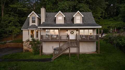1714 S Crest Manor Lane, Chattanooga, TN 37404