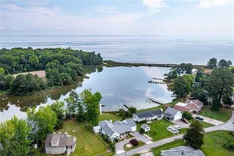 609 Pine Point Drive, Heathsville, VA 22473