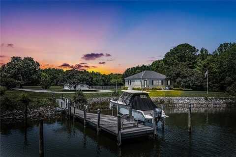 131 Henry's Creek LN, Kilmarnock, VA 22482