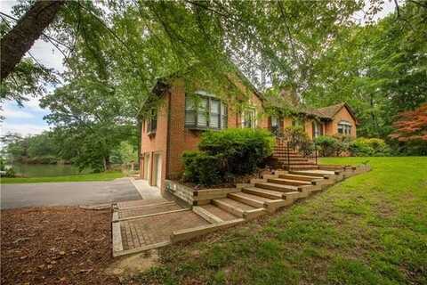 18 Blue Point Place, Deltaville, VA 23043