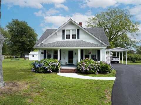 96 Doctors Creek Road, New Point, VA 23125