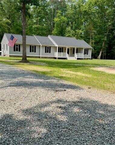1205 Trimmers Shop Road, West Point, VA 23181