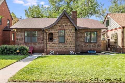 111 W 2ND AVE, Cheyenne, WY 82001