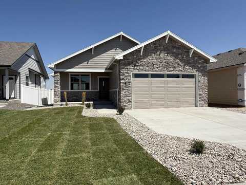 3308 THOMAS RD, Cheyenne, WY 82009