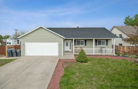 4900 PHOENIX DR, Cheyenne, WY 82001