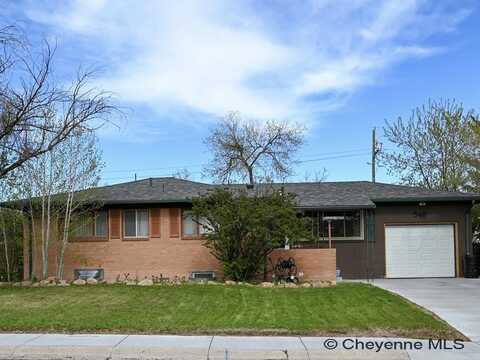5417 FREDERICK DR, Cheyenne, WY 82009