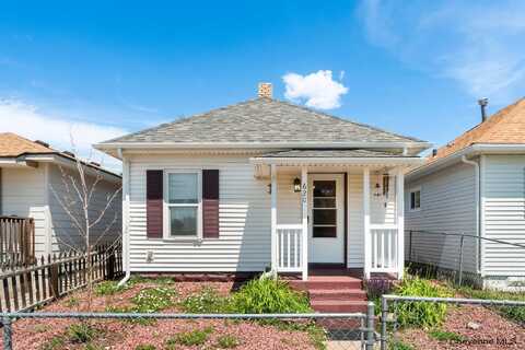 620 W 25TH ST, Cheyenne, WY 82001