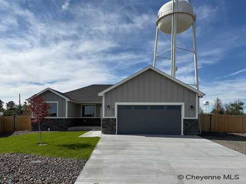 512 HORSESHOE RD, Burns, WY 82053