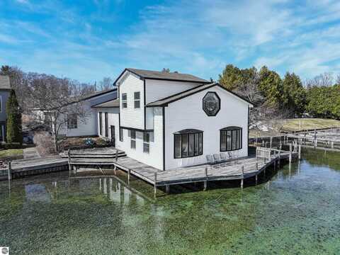 407 S MAIN STREET, LELAND, MI 49654