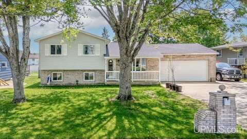 2119 S 21ST AVENUE, ESCANABA, MI 49829