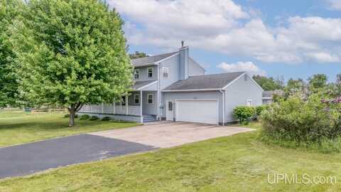 2411 S 8TH AVENUE, ESCANABA, MI 49829