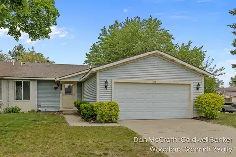 445 PINE VISTA STREET SE, KENTWOOD, MI 49548