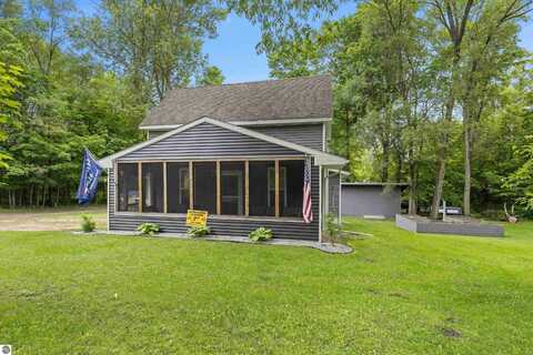 16933 3RD STREET, COPEMISH, MI 49625
