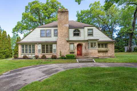18957 N FRUITPORT ROAD, SPRING LAKE, MI 49456