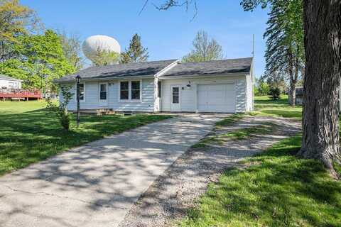 445 E CHERRY STREET, FREMONT, MI 49412
