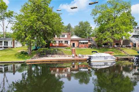 4131 STATE PARK DRIVE, NEW FRANKLIN, OH 44319