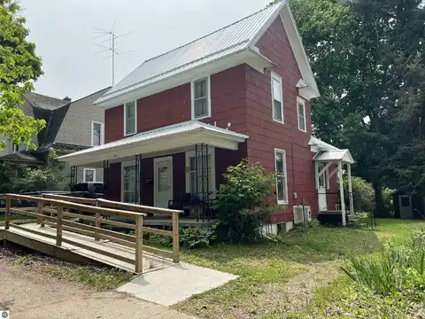 821 COTEY, CADILLAC, MI 49601
