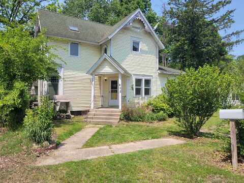 109 N SECOND STREET, LAWRENCE, MI 49064