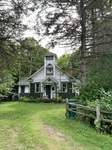 455 E GORMAN RD, Saint Ignace, MI 49781