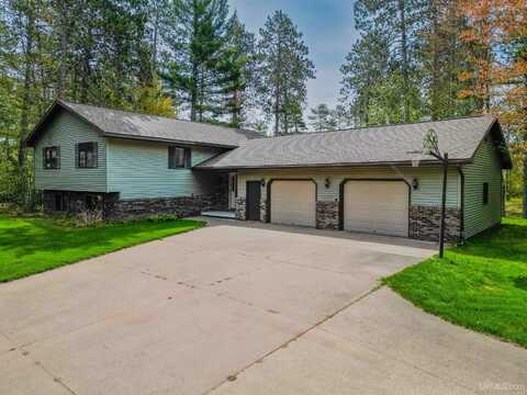 272 TIMBERLANE DRIVE, MARQUETTE, MI 49855