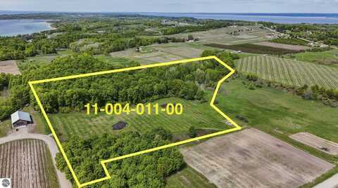 11751 CENTER ROAD, TRAVERSE CITY, MI 49686