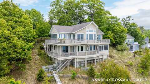 10508 LOST VALLEY ROAD, MONTAGUE, MI 49437