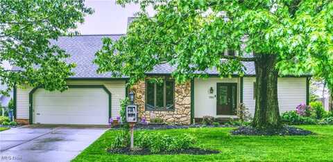 1350 FARRELL STREET SE, NORTH CANTON, OH 44720