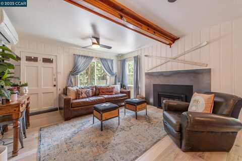 604 Chipmunk St, Kings Beach, CA 96143