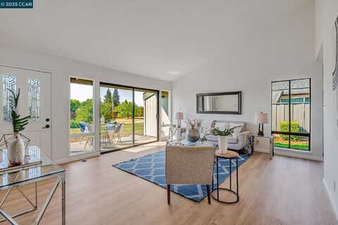 1335 Kenwal Rd, Concord, CA 94521